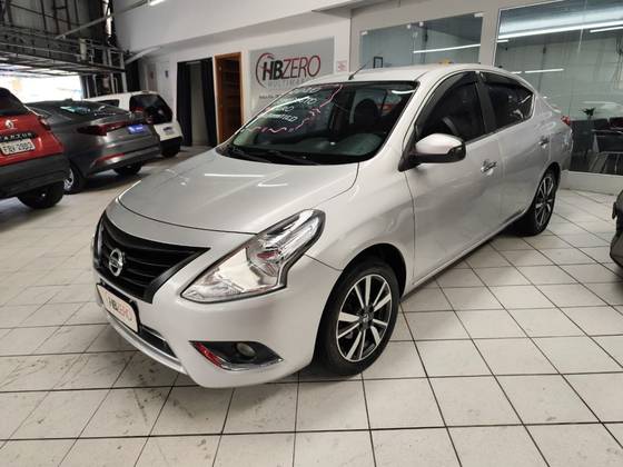 NISSAN VERSA 1.6 16V FLEXSTART SV 4P XTRONIC NISSAN VERSA 1.6 16V FLEXSTART SV 4P XTRONIC